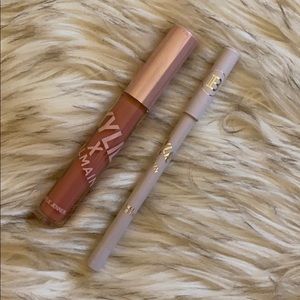 Kylie X Balmain lip set